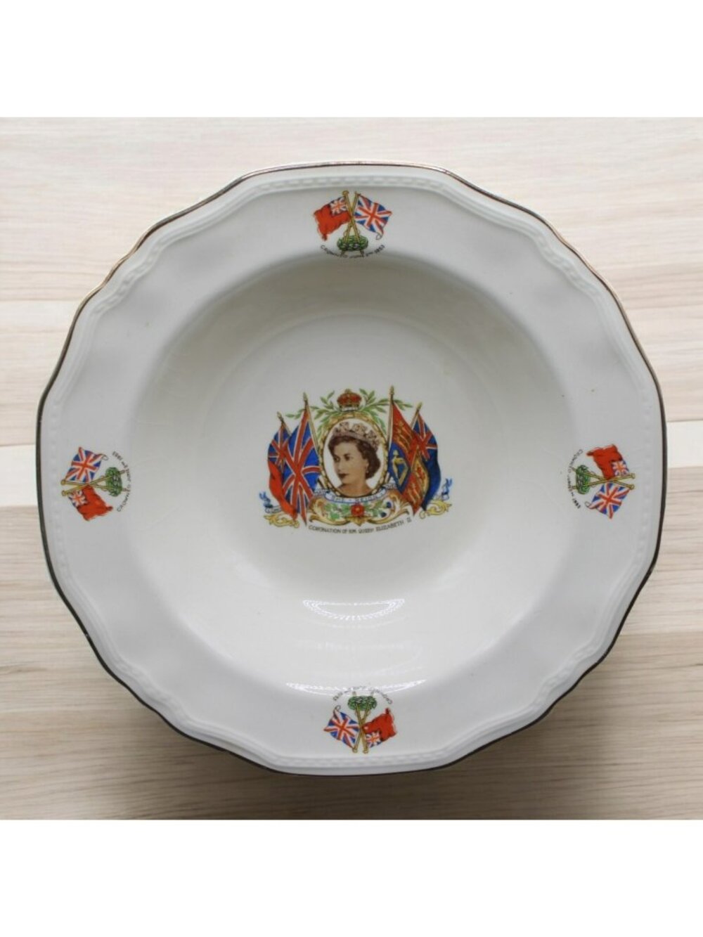 Vtg H.M. Queen Elizabeth II Coronation 1953 Alfred Meakin England 7” Bowl